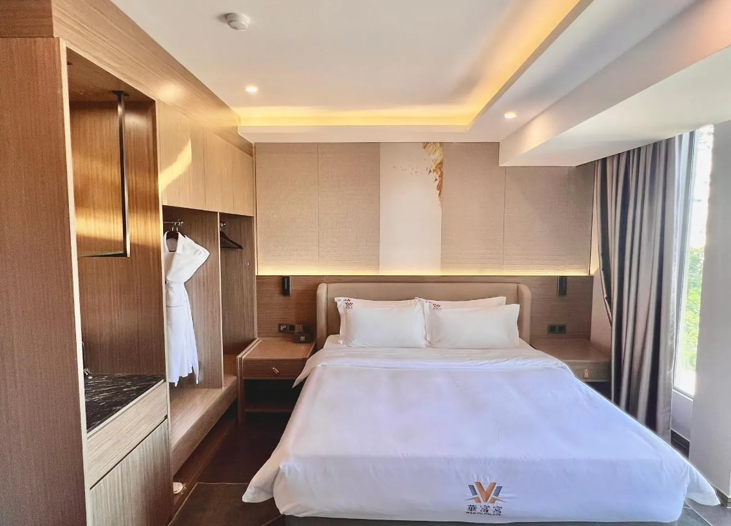 Wah Fu Hotel Ho Chi Minh City 4*,  Vietnam