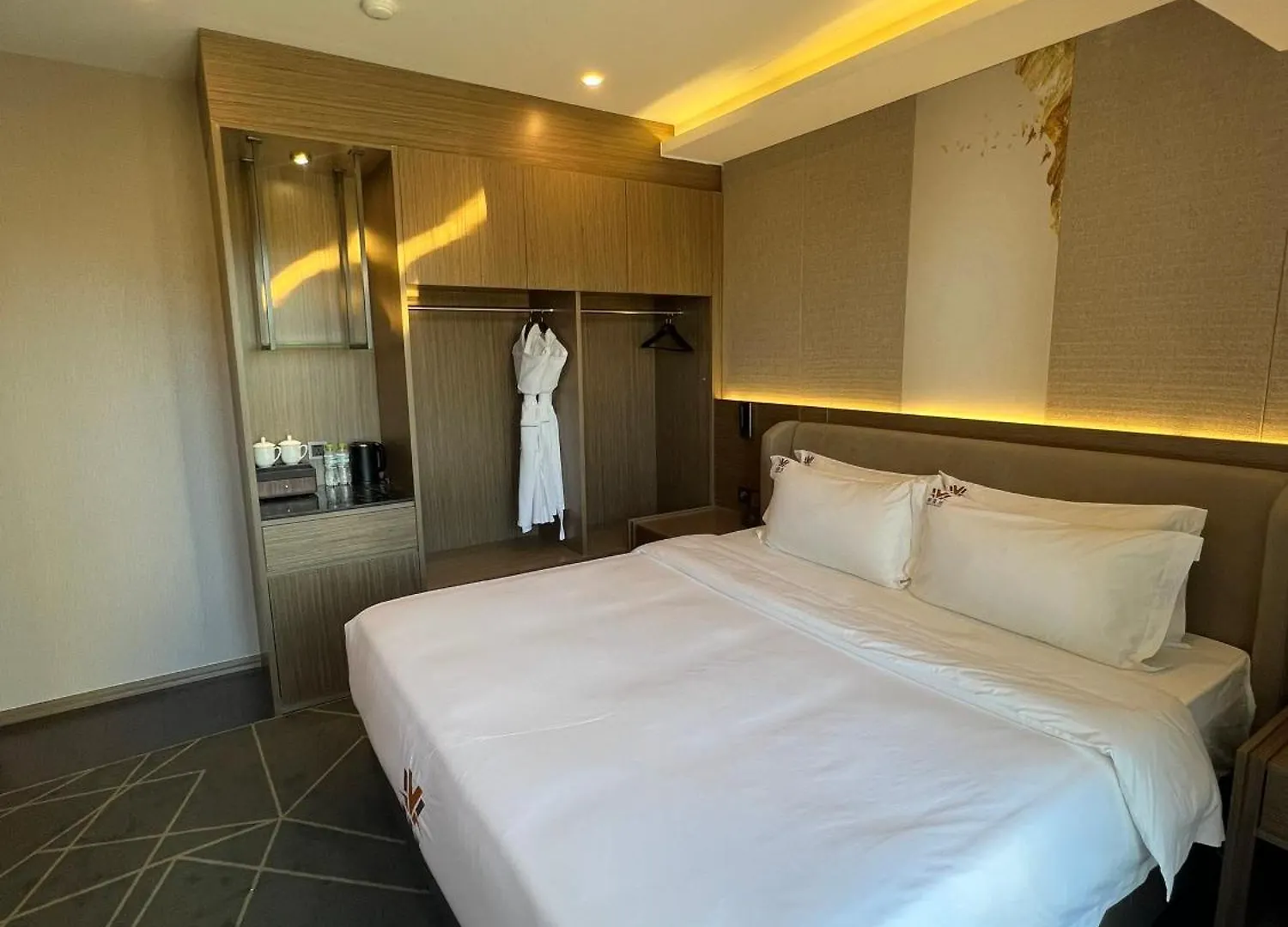 Wah Fu Hotel Ho Chi Minh City